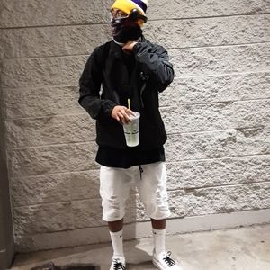 Meet your Posher, Mikey